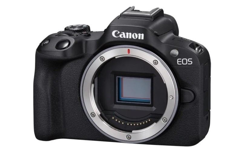 Canon представила EOS R50 — самую дешёвую камеру с байонетом RF за $680