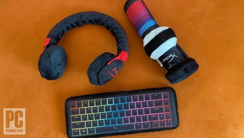 HyperX представила клавиатуру, гарнитуру и микрофон для собак