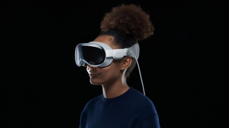 Покупателям Apple Vision Pro будут сканировать лица для подбора аксессуаров